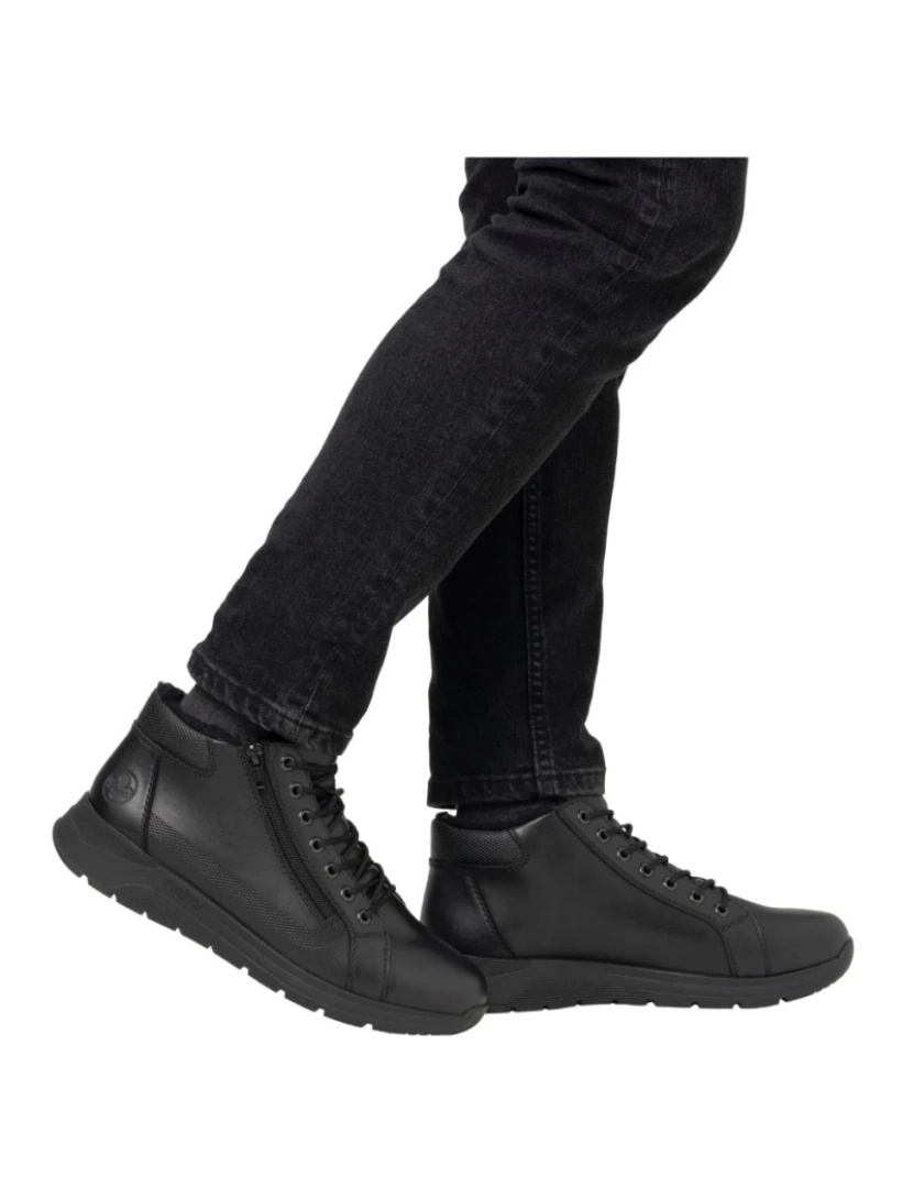 imagem de Botas pretas de Rieker Calçados Masculinos3