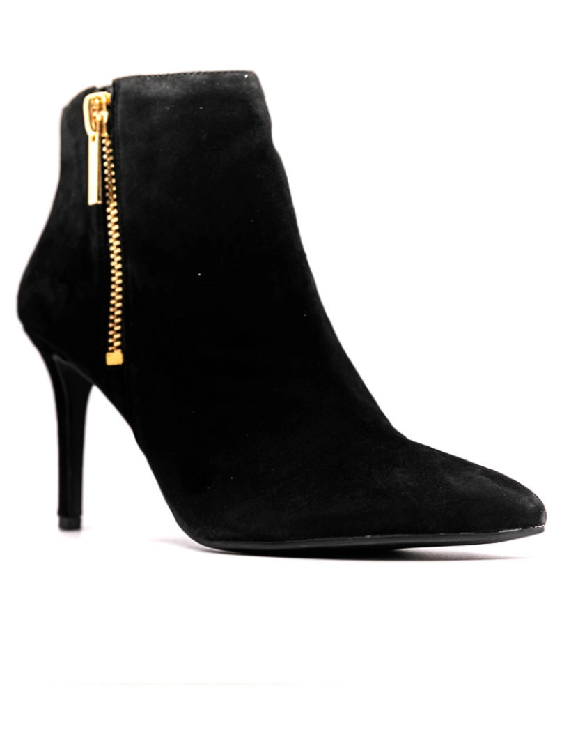 Jessica Simpson - Botins Preto Ponta Em Bico