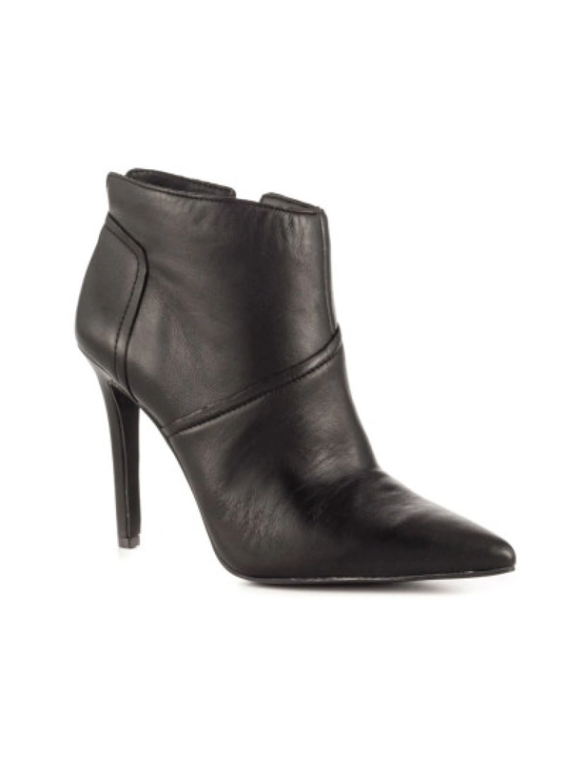 Jessica Simpson - Botins Jessica Simpson Preto Ponta Em Bico