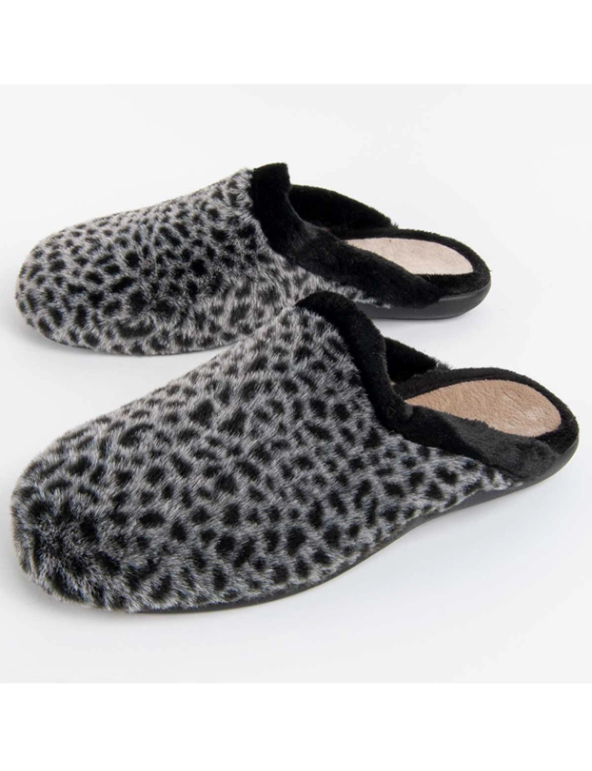 Northome - Slippers Senhora Preto