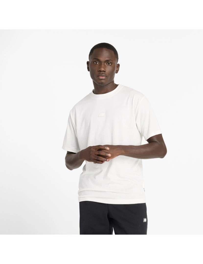 New Balance - T-Shirt Homem Branco