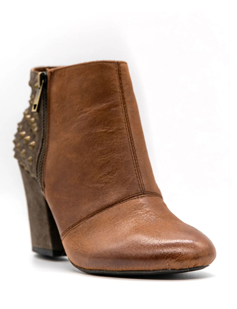 Jessica Simpson - Botins Castanha Tachas