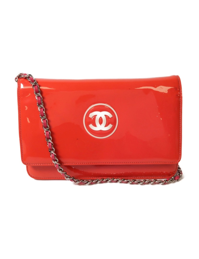 Chanel - Wallet on Chain