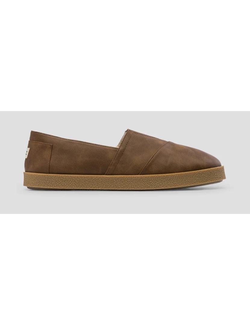 Paez  - Slip On Vegan Leather Camel